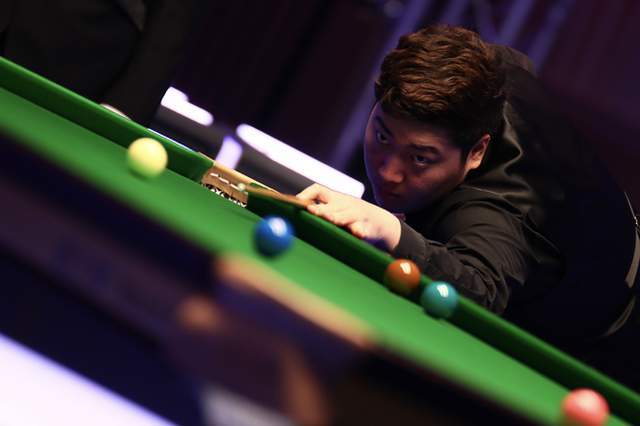 他用全能的 他用全能的