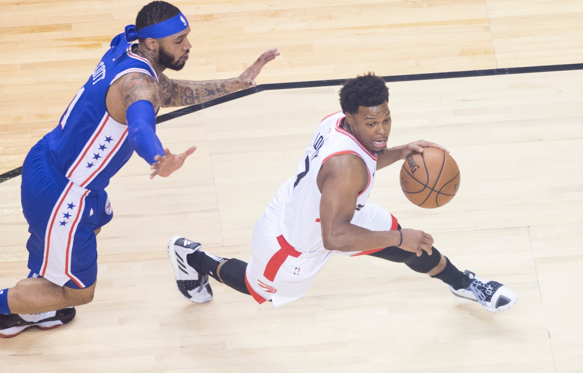 东契奇持球 东契奇持球